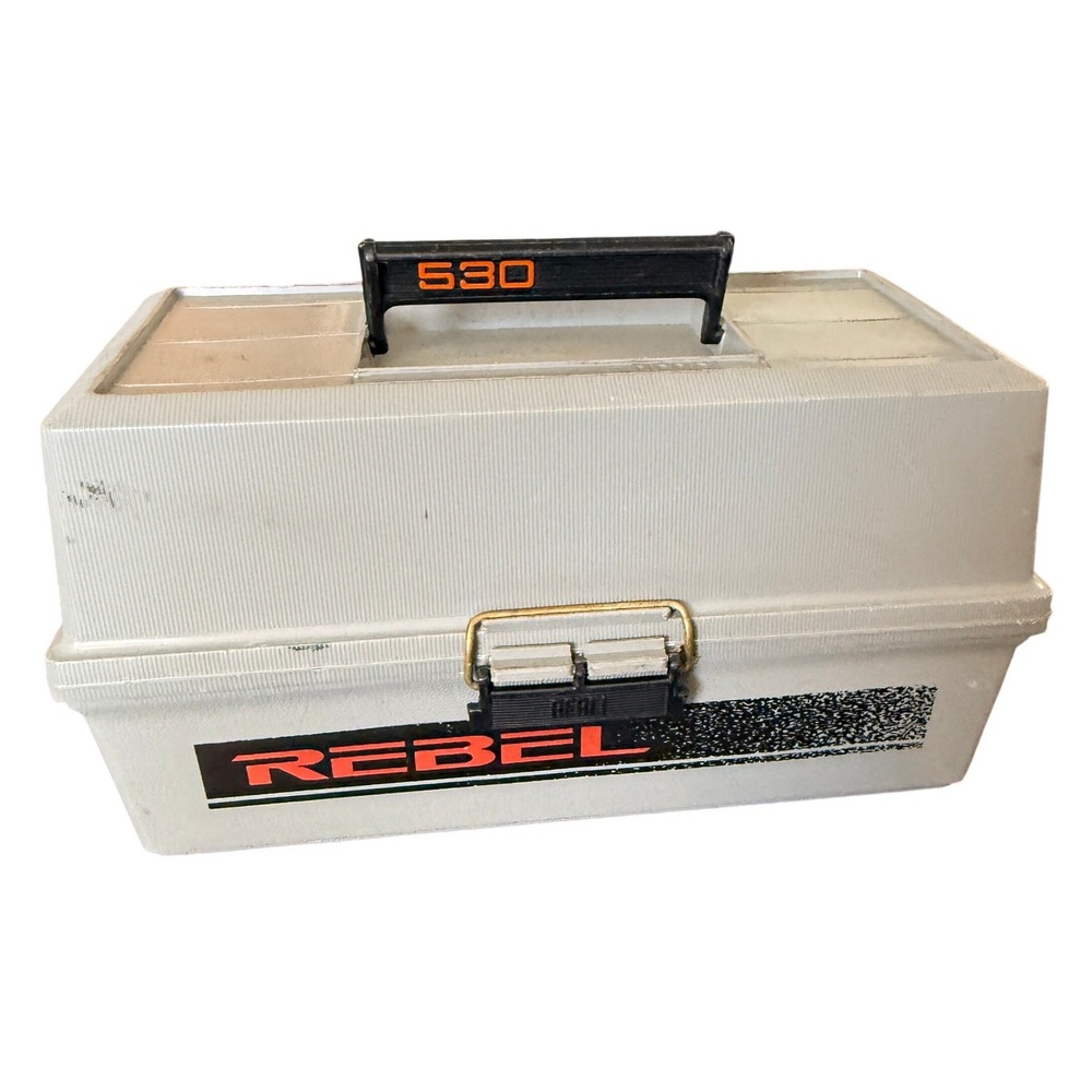 Vintage Rebel 530 Tackle Box Fishing Lure Storage Case Gray Plastic Utility Box